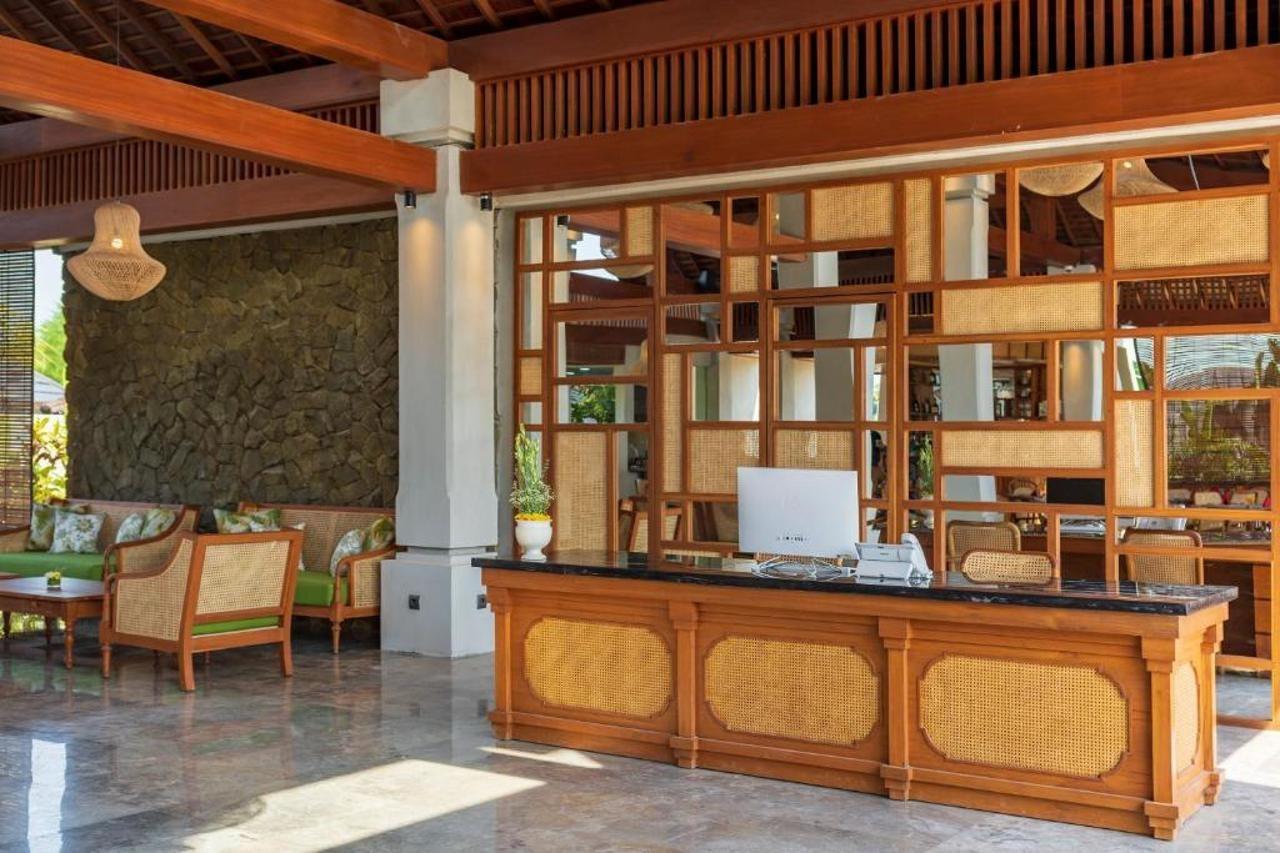 Adiwana Suweta Otel Ubud Dış mekan fotoğraf Reception at the resort