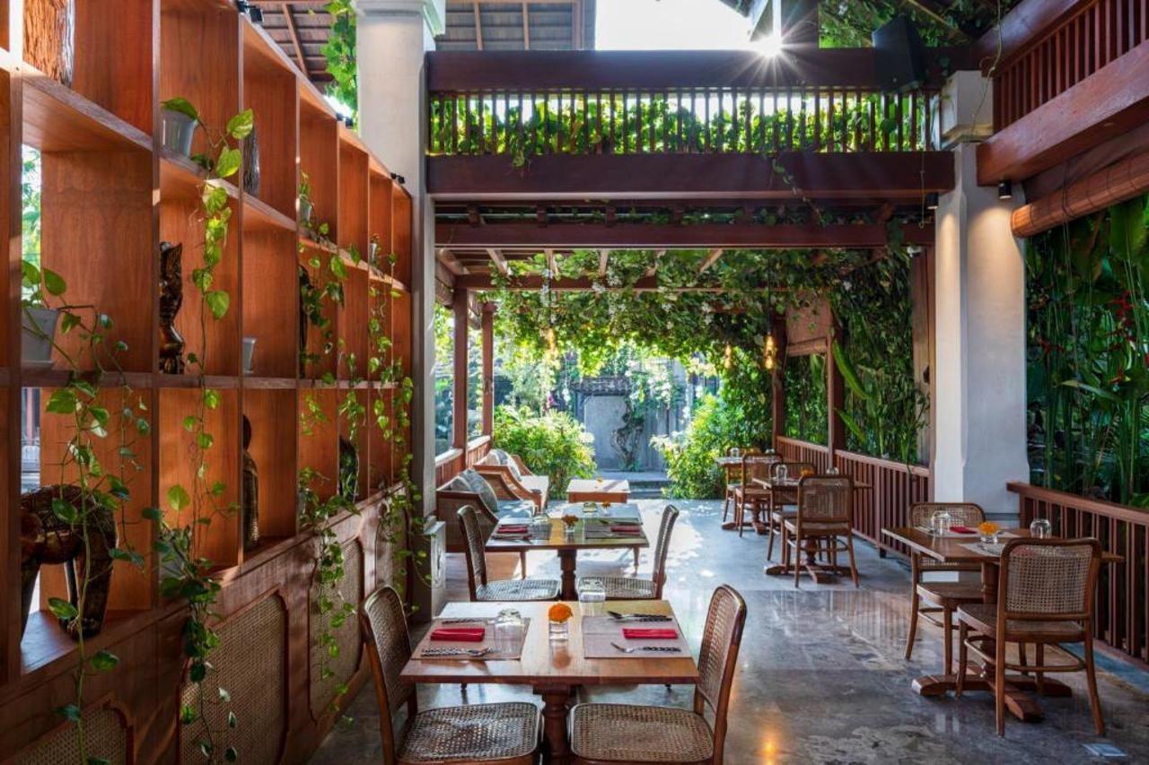 Adiwana Suweta Otel Ubud Dış mekan fotoğraf The restaurant's interior